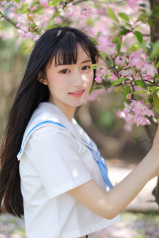 《漂亮的女邻居》韩国在线